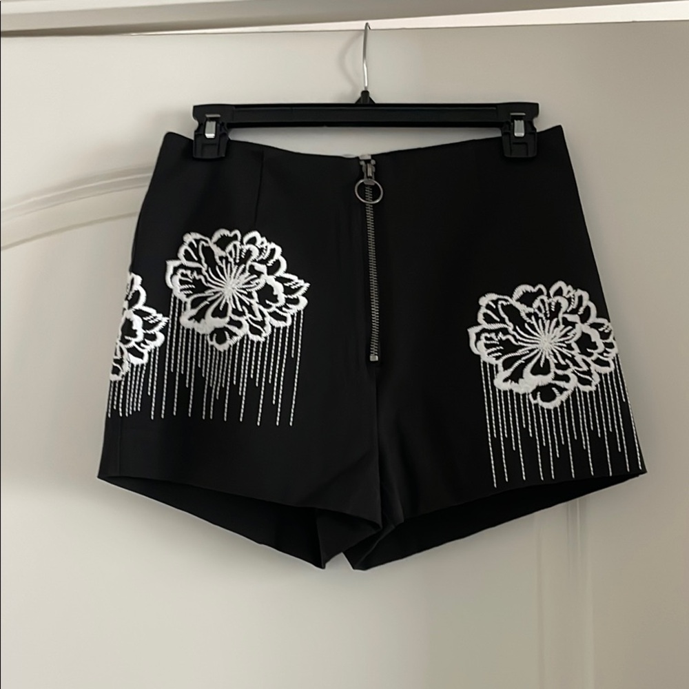Black and White Floral Embroidered Women's Shorts